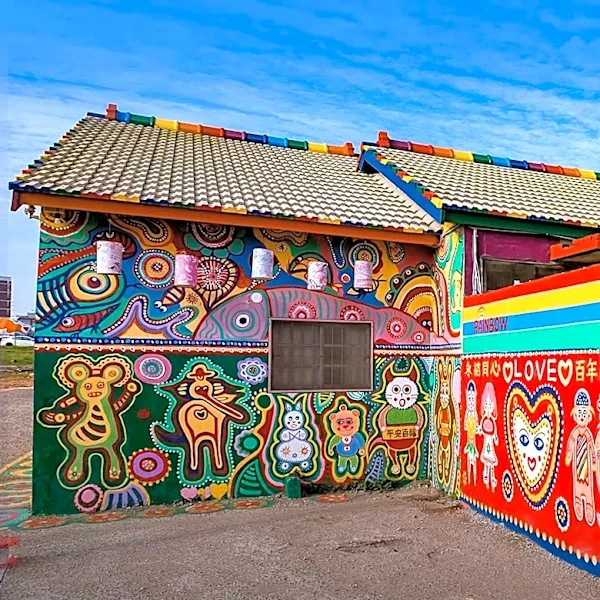 Bombay Beach Biennale Faces Challenges Amid Growing Popularity in California Desert