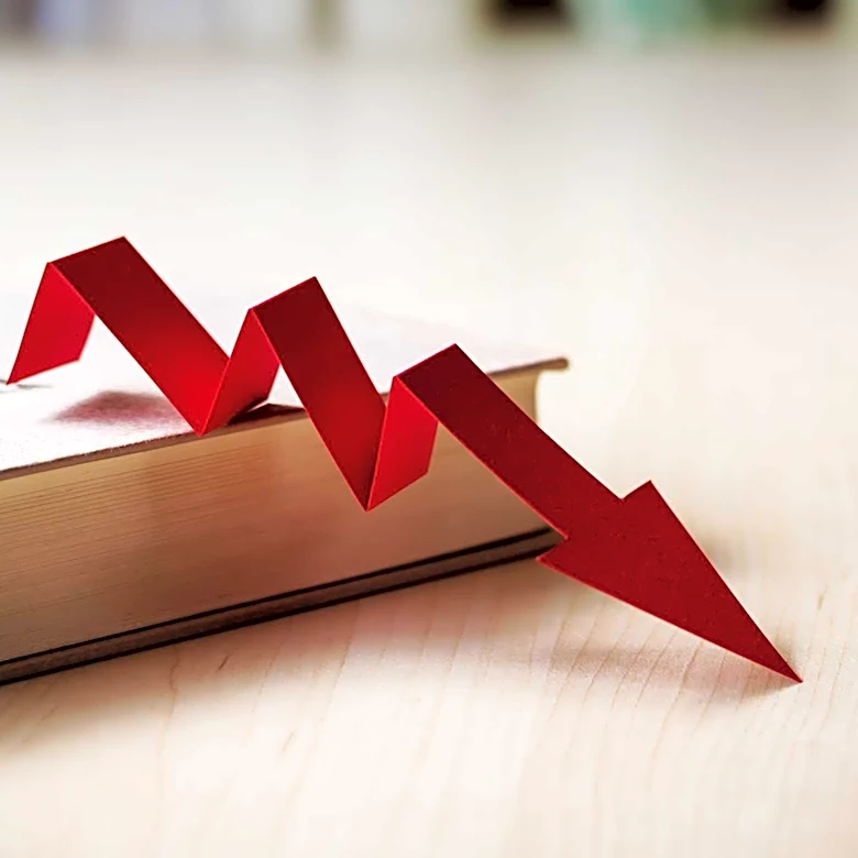 Alberta Writer Faces Financial Losses from Self-Publishing Service