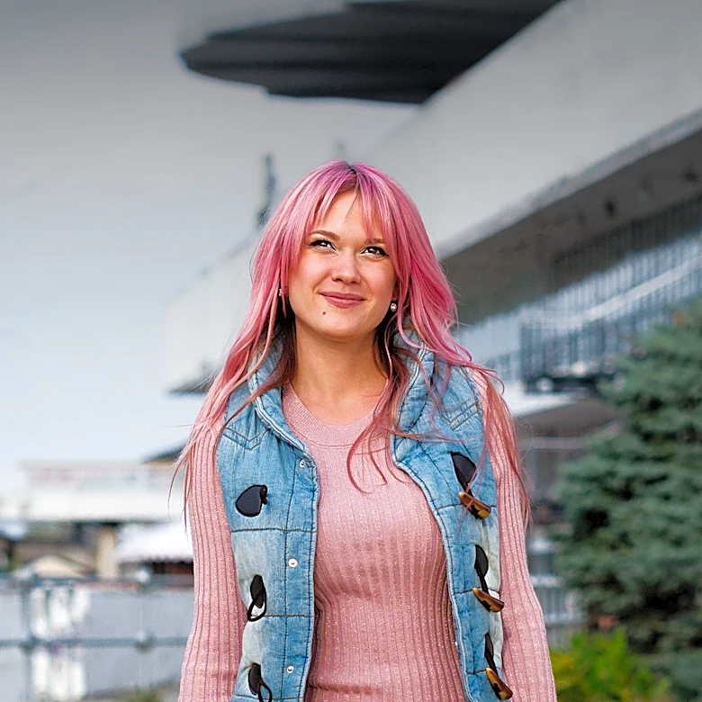 Y2K Fashion Revival: Dresses Over Jeans Make a Comeback with Feminist Roots