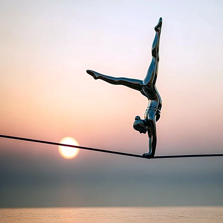 Tenille Townes Releases Introspective Album 'The Acrobat' Reflecting Personal Growth