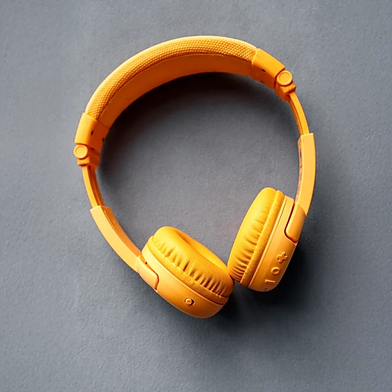 CNET Launches People's Picks to Identify Most Loved Headphones and Earbuds