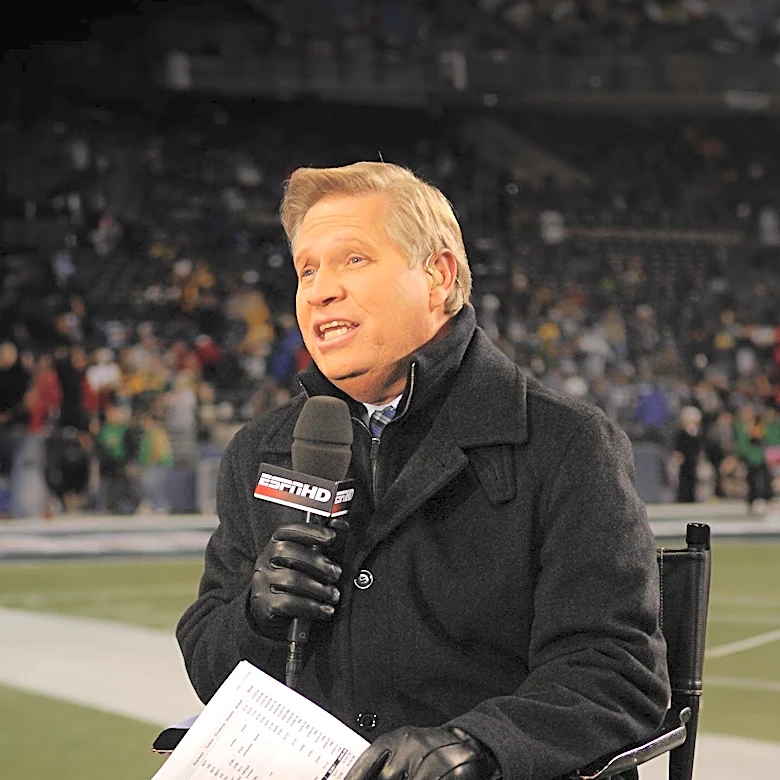 Photojournalist Dave Grashoff Offers Life Advice on CBS News Segment