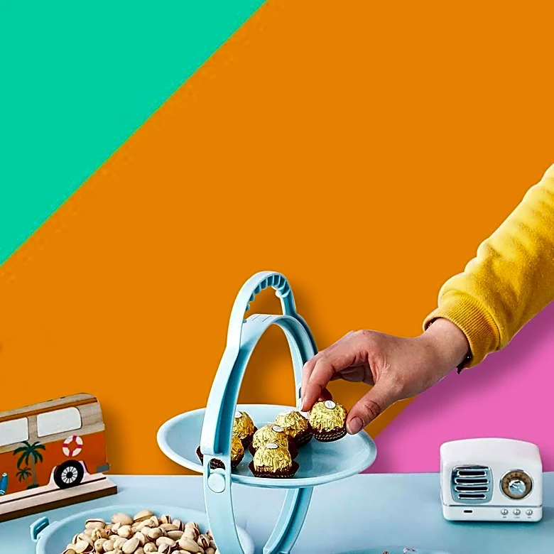 Snackification Trend Alters Traditional Meal Structures Amid Consumer Desire for Tradition