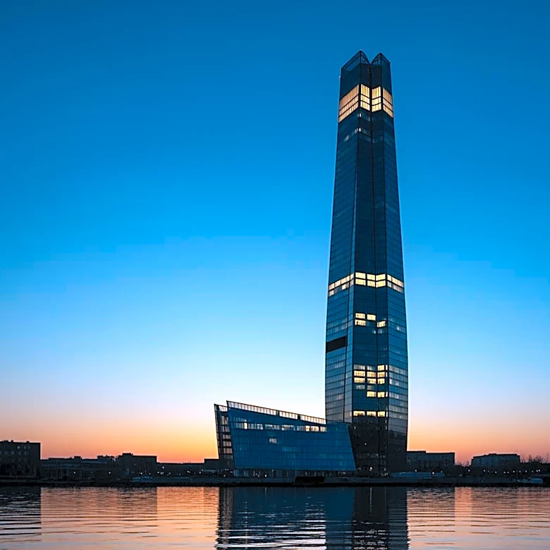 Idan Ofer Acquires Manhattan Office Tower for $350 Million Conversion to Housing