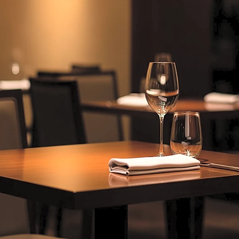 The Lowry Restaurant in Minneapolis Announces Closure After 15 Years