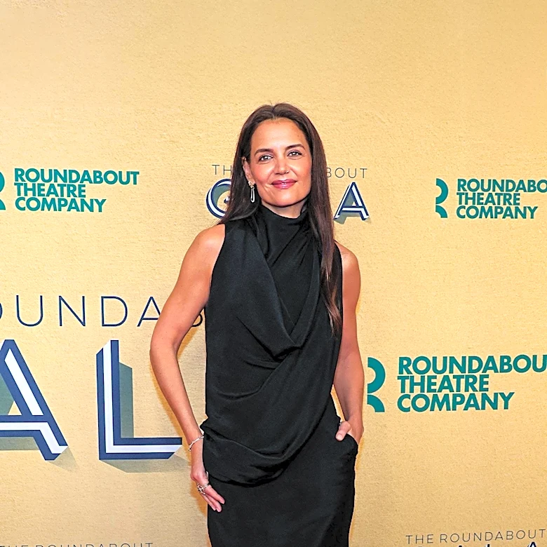 Katie Holmes Debuts Major Spring Hair Makeover at New York Event