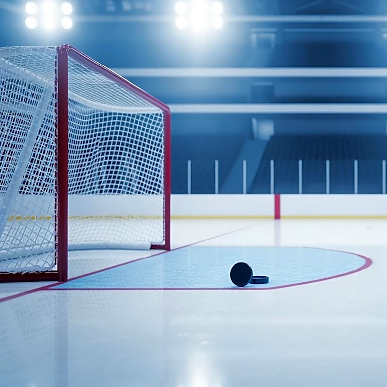 Tampa Bay Lightning Secure Home Ice Advantage Against Montreal Canadiens