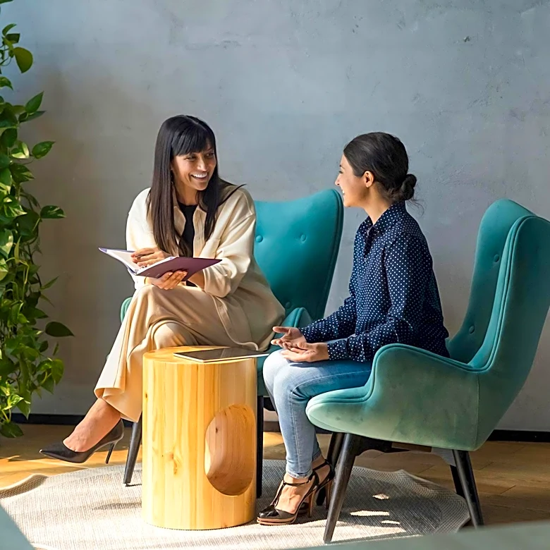 Therapist Wendy C. Ortiz Redefines Therapy Room Aesthetics for Personal Connection