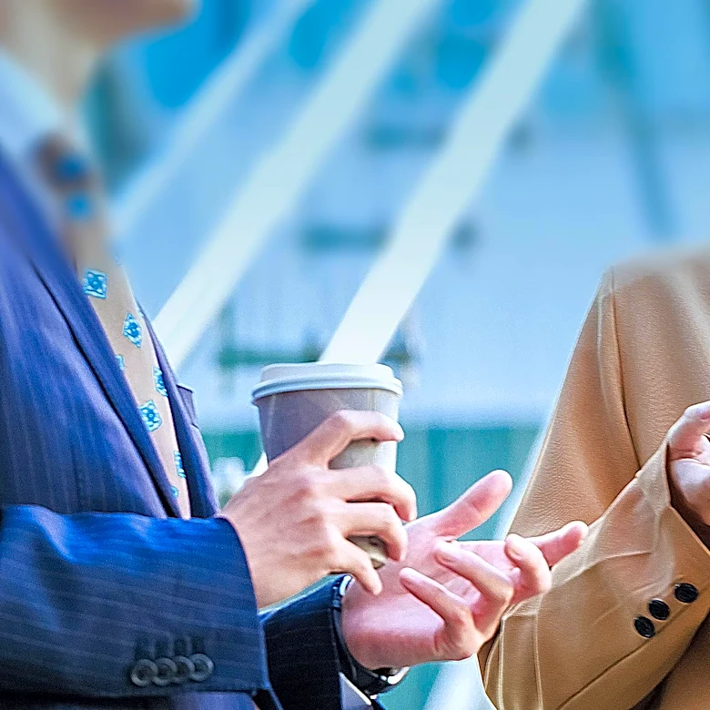 Movement Advocates for Reduced Phone Use to Enhance Real-Life Interactions