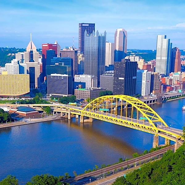 Pittsburgh's Spirit Venue Offers Drinks and Skyline Views for Summer