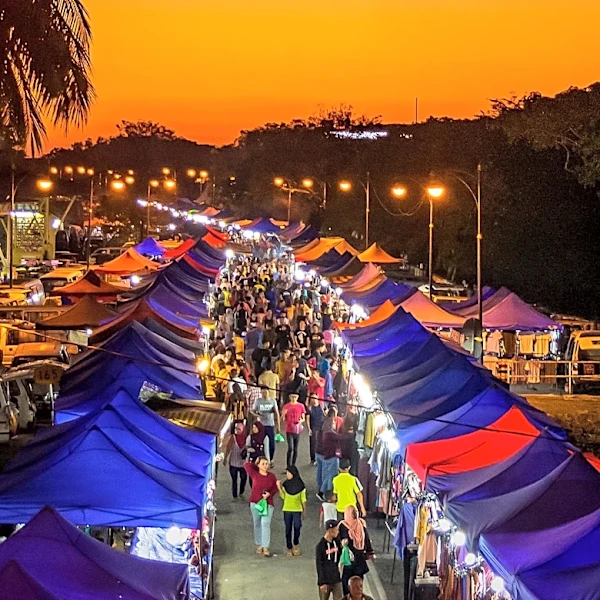 Queens Night Market Returns to Flushing Meadows with Global Flavors