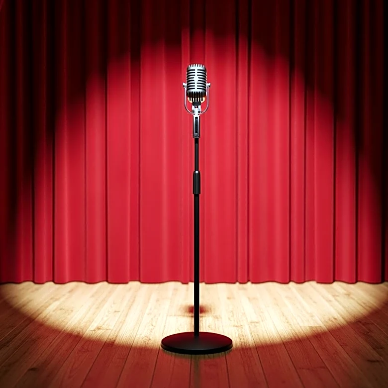 Comedian Christopher Hall to Debut One-Man Show 'Pizazz' in New York