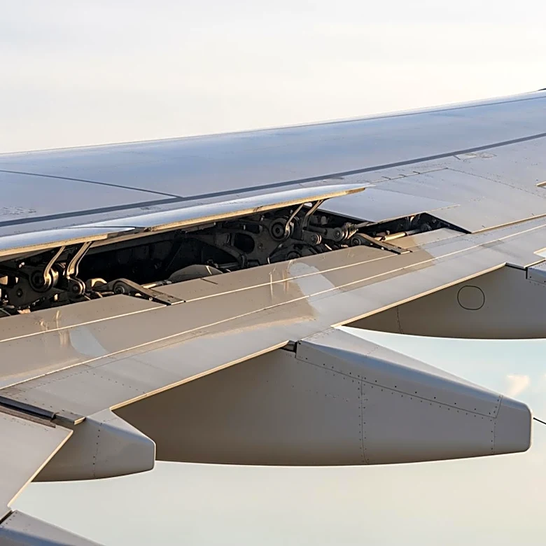 Modified Flap System Undergoing Tests on MC-21-310 Aircraft
