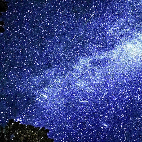 Lyrid and Eta Aquarid Meteor Showers to Illuminate Night Skies