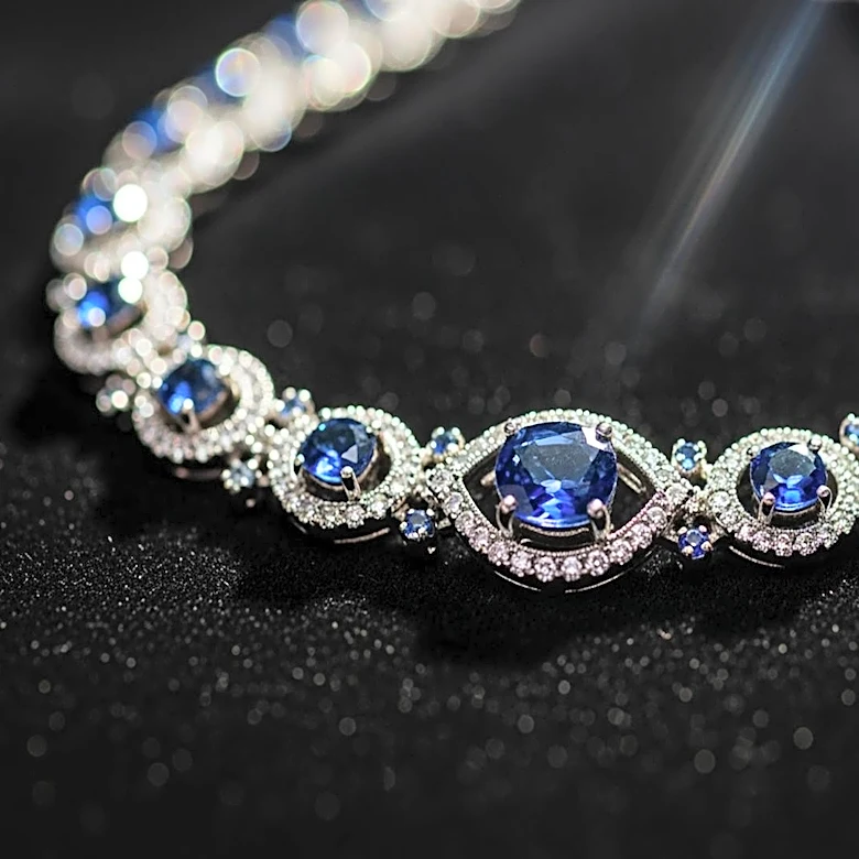 Rosé Attends Tiffany  Co. Blue Book Gala, Showcasing Timeless Fashion