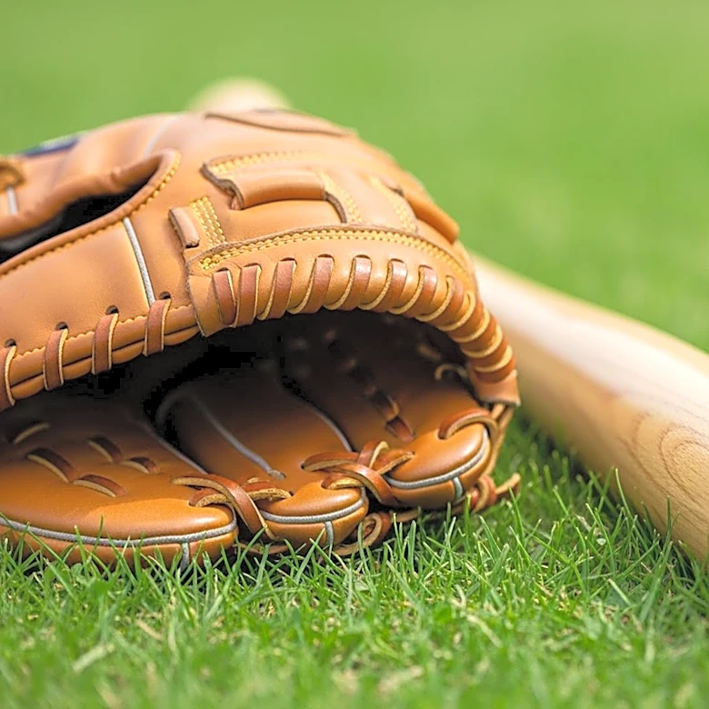 Chicago Cubs Eye Local Illinois Product and Kentucky Shortstop in Draft