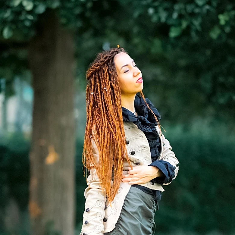 Indie Sleaze-Era Military Jackets Make a Fashion Comeback