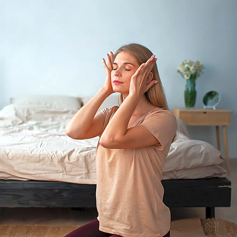 Kobido Facial Massage Technique Gains Popularity as Non-Surgical Facelift Alternative