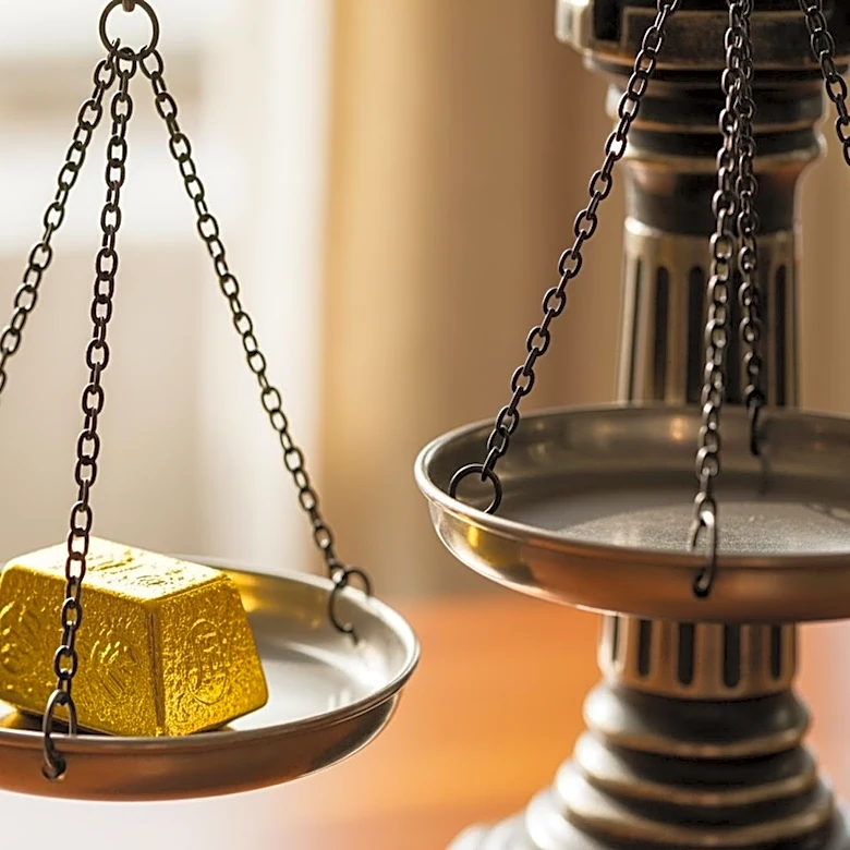 Hecla Mining Retires High-Coupon Debt, Strengthening Balance Sheet for Future Growth