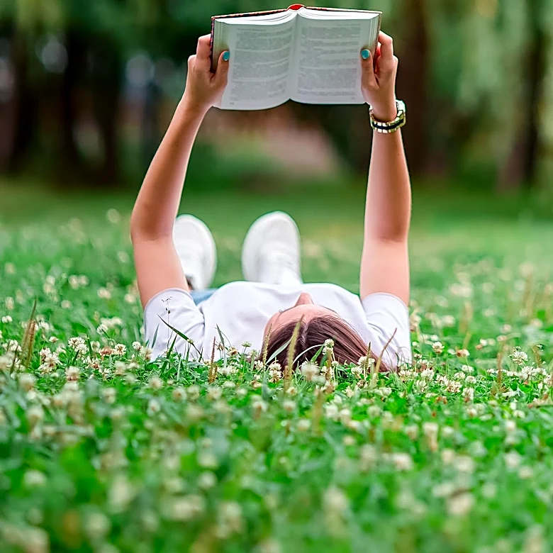 Millennials and Gen Zs Embrace Reading Retreats Over Traditional Weekend Getaways