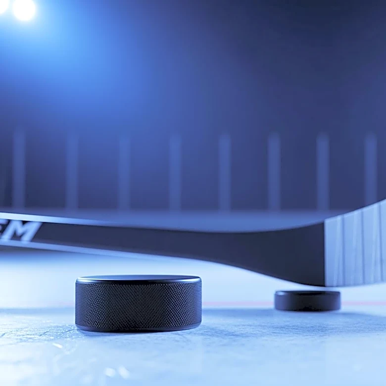 Jason Robertson's Power-Play Goal Highlights Stars' Effort in Playoff Game