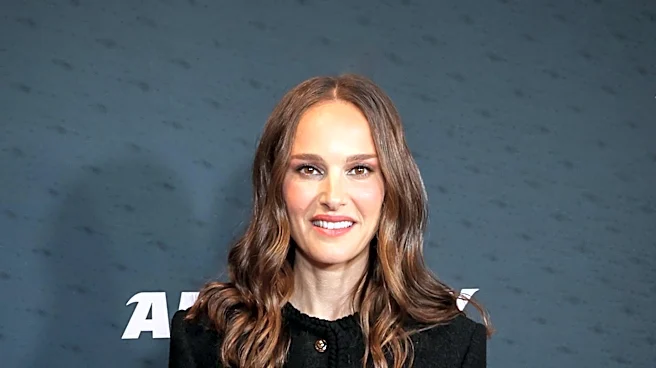 Natalie Portman Announces Pregnancy with Vintage Hermès Cape Coat