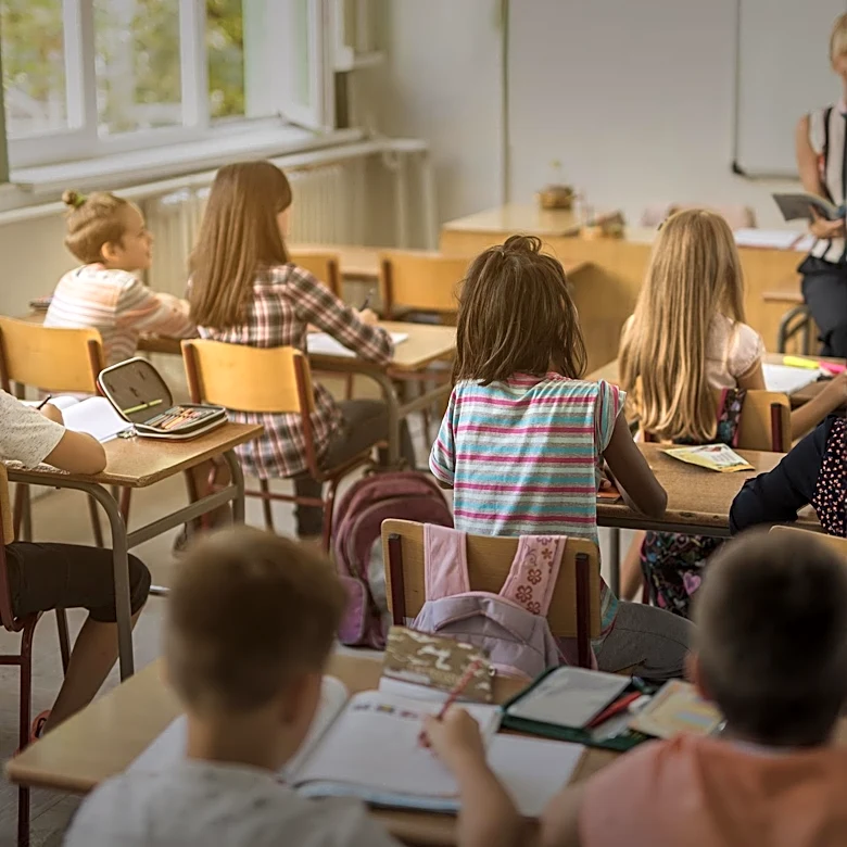 Mary Kay Kleist Engages Whittier Elementary Students with Weather Education