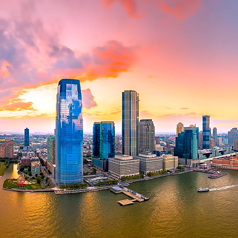 Thousands Participate in Jersey City Marathon Highlighting Community Spirit