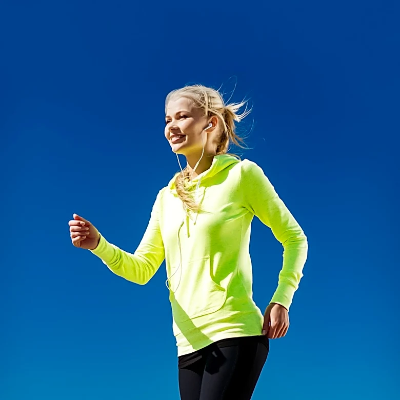 Fitness Expert Recommends Interval Walking Workout for Maximum Efficiency