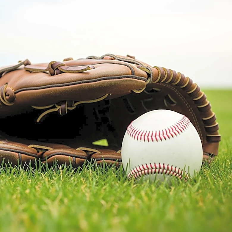 Rays' Shane McClanahan Struggles in Loss to Pirates