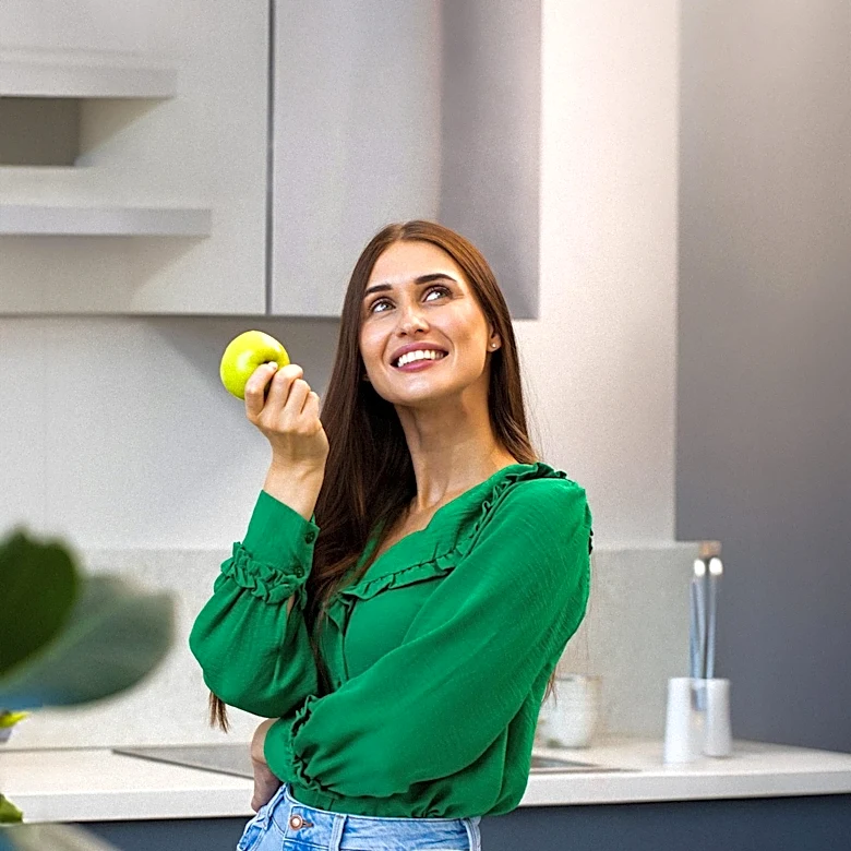 Dietitian Highlights Importance of Tailored Multivitamins for Women Over 40