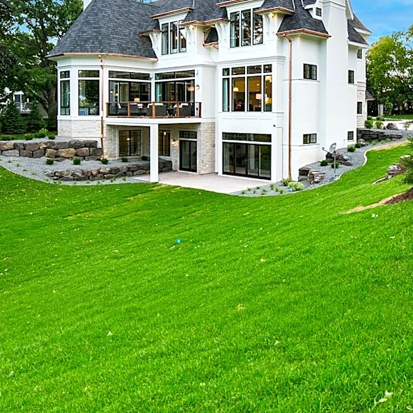 Yolanda Hadid Re-lists $10.88M Pennsylvania Farm After Previous Sale Falls Through