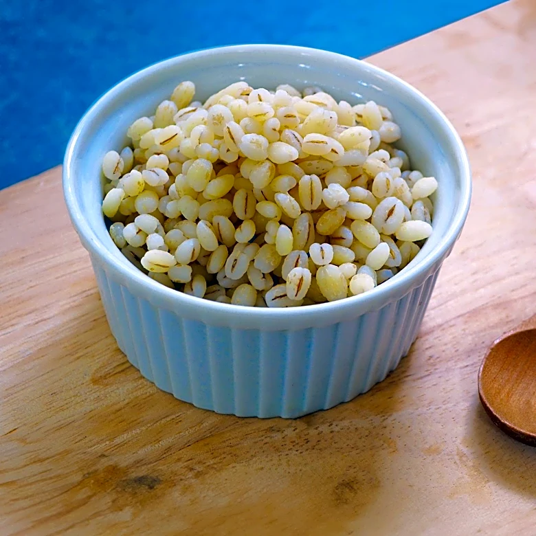 Dietitian Recommends Cooking Grains in Bone Broth for Protein Boost