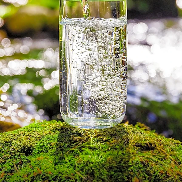 FloWater Promotes Plastic-Free Hydration with Advanced Purification