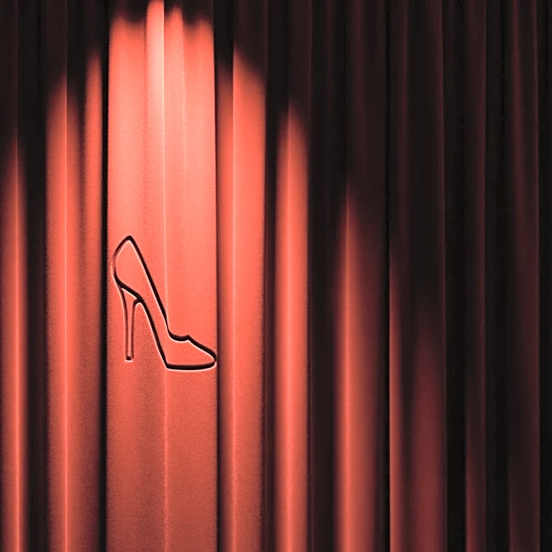 Anne Hathaway Dazzles in Red at 'The Devil Wears Prada 2' Premiere