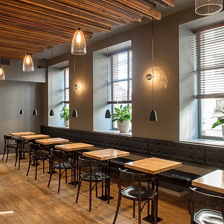 New Chicken Smash Burger Spot 'Ramblin’ Chick' Opens in Brooklyn's Carroll Gardens