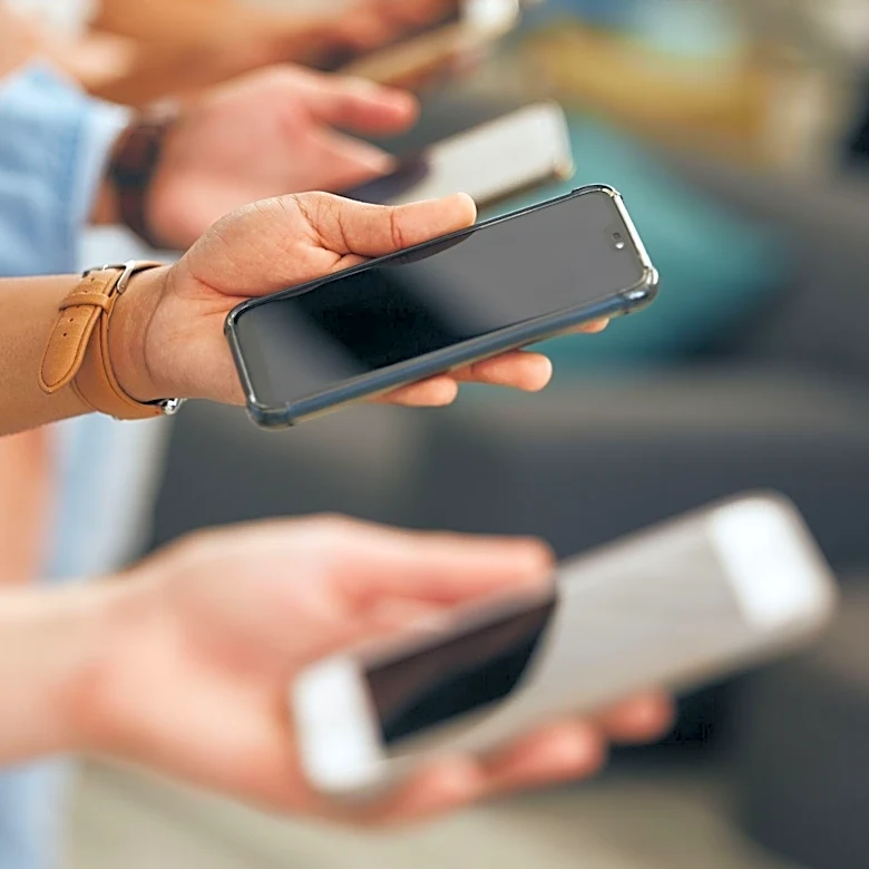 Rise in Performance Anxiety Linked to Social Media and Smartphone Use