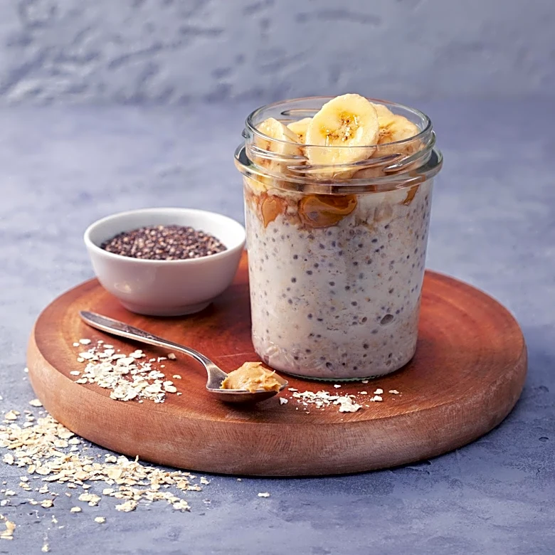 Nutritionist Advocates for Daily Overnight Oats as a Simple Healthy Eating Habit