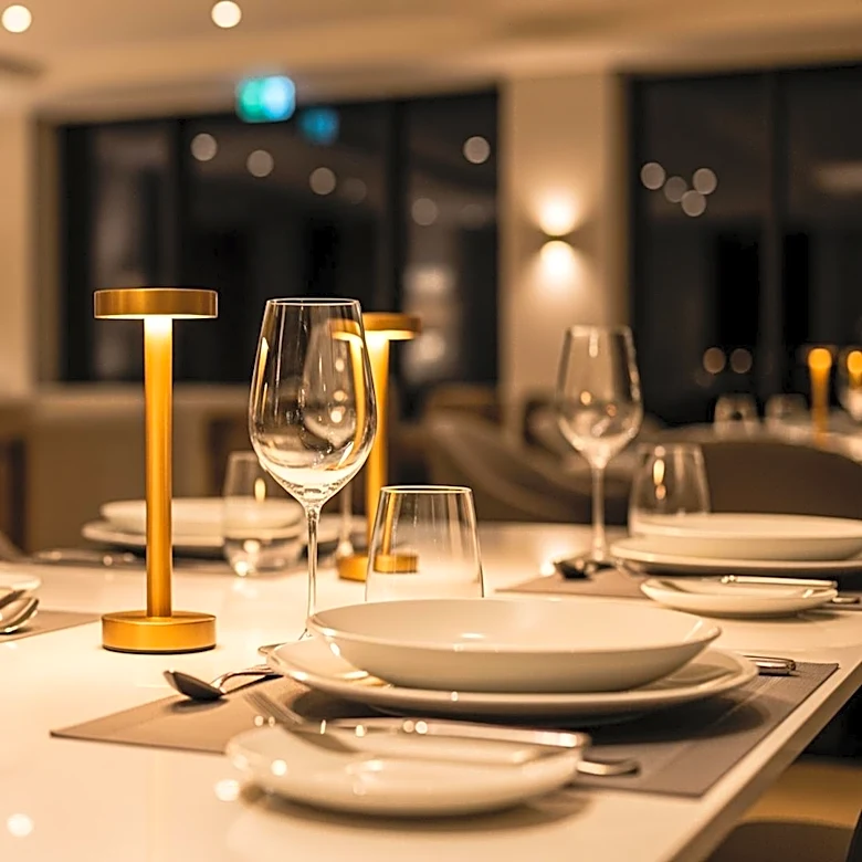 Robert R. Smith Appointed Director of Food  Beverage at ADERO Scottsdale Resort, Enhancing Culinary Experience