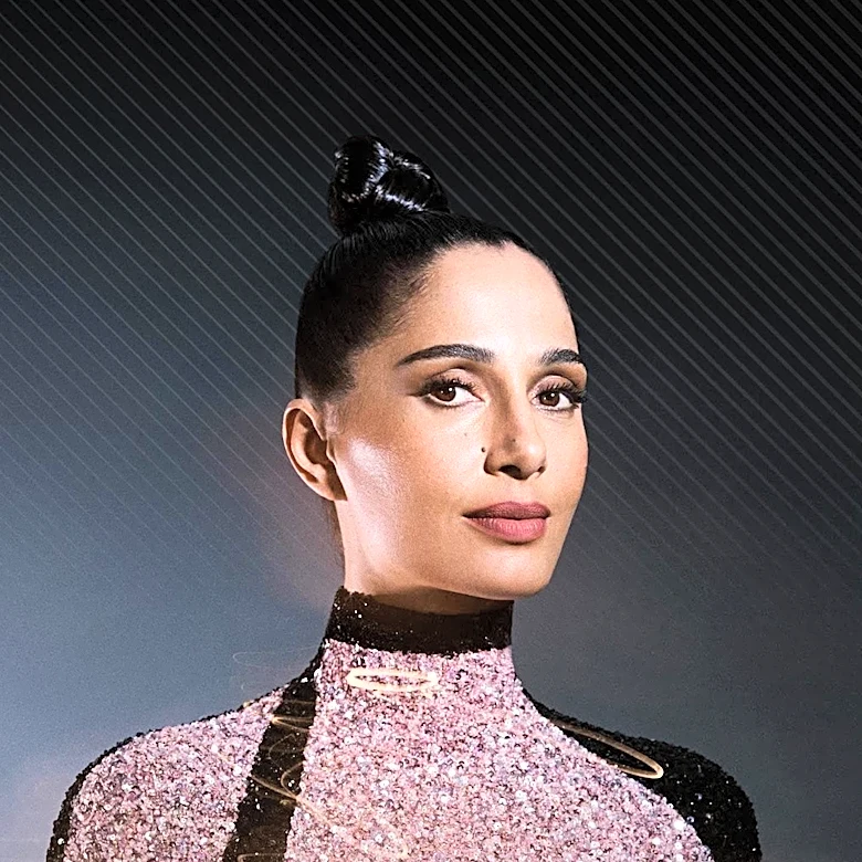 Salma Hayek's Silver Updo at Breakthrough Prize Ceremony Highlights Elegance