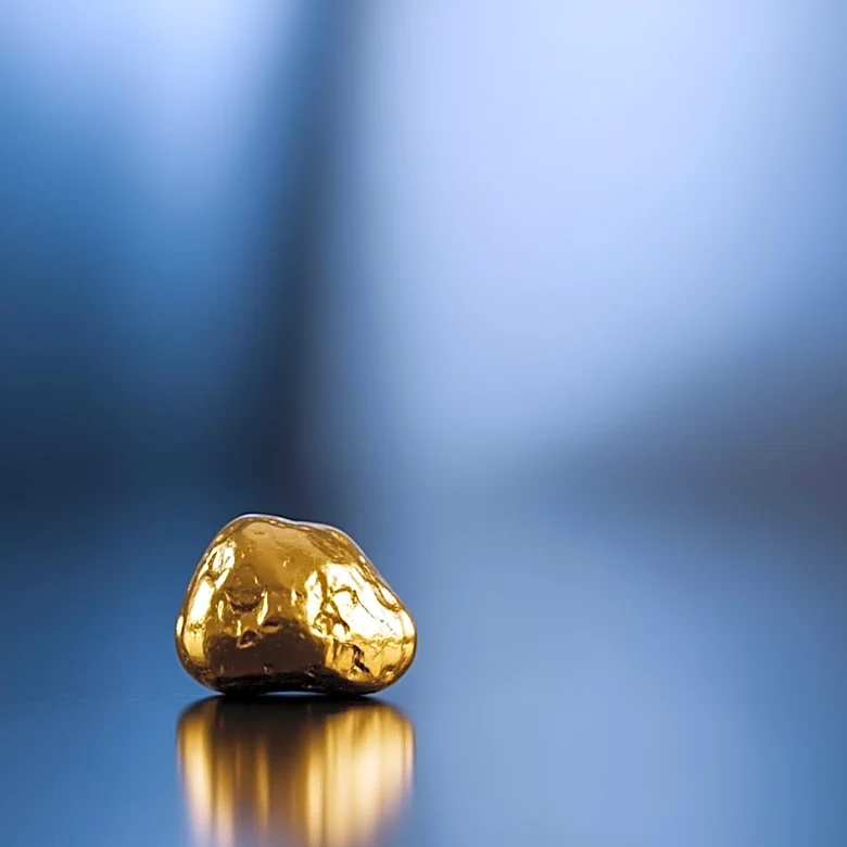 Gold Prices Decline Amid Uncertainty in US-Iran Peace Talks