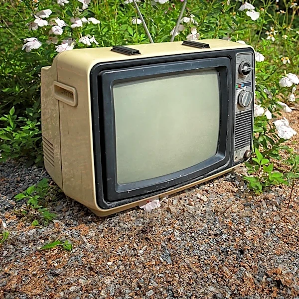 Grid Studio Offers Upcycled Tech Art in Earth Day Sale