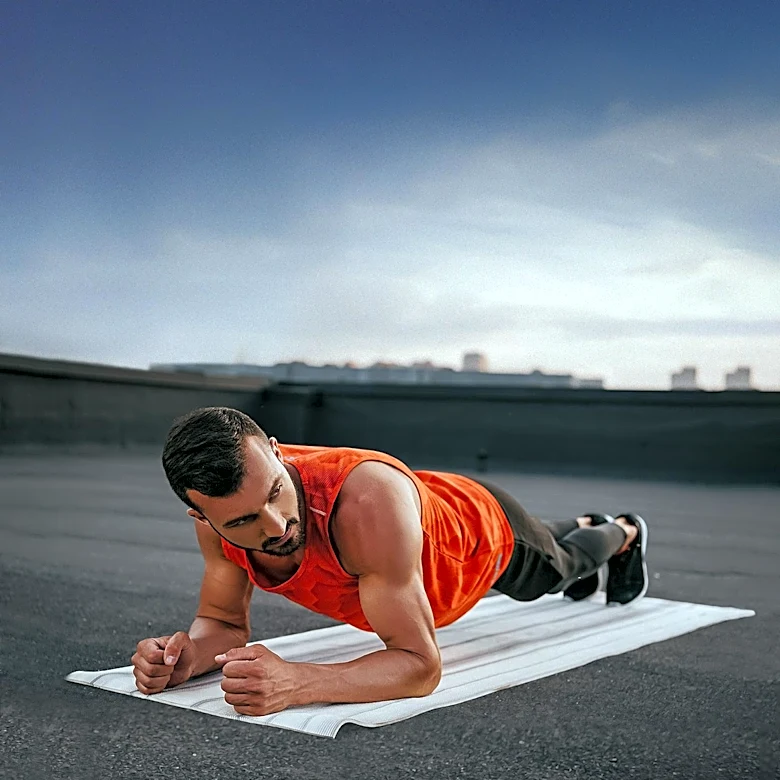 Fitness Experts Highlight Non-Competitive Motivation Strategies for Long-Term Health