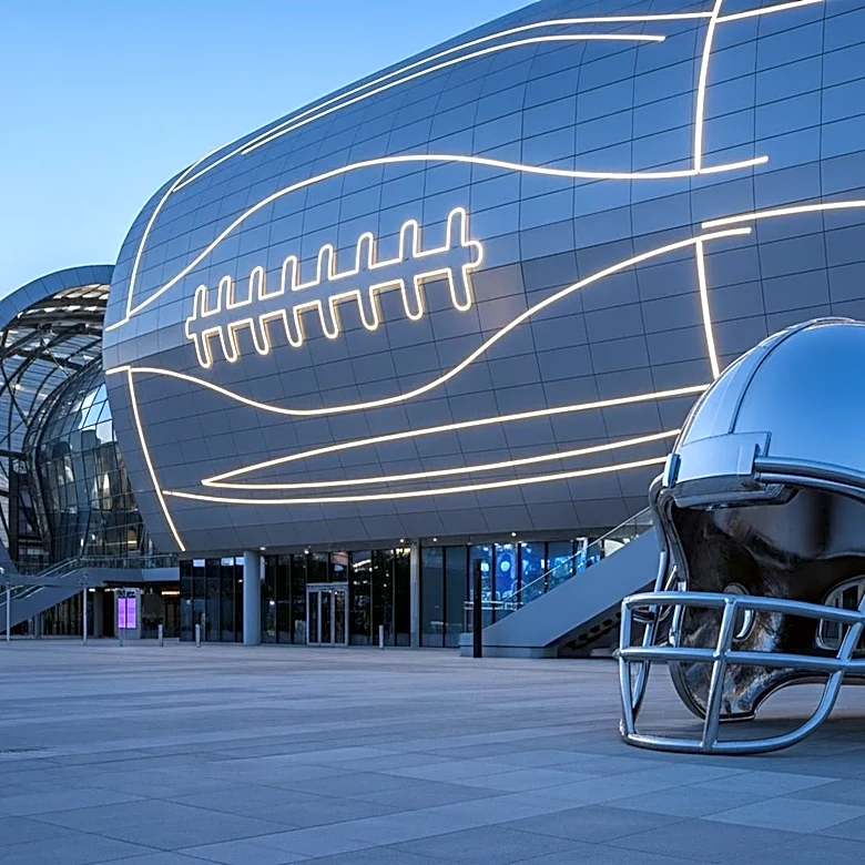 Pittsburgh Welcomes Global Football Fans for NFL Draft
