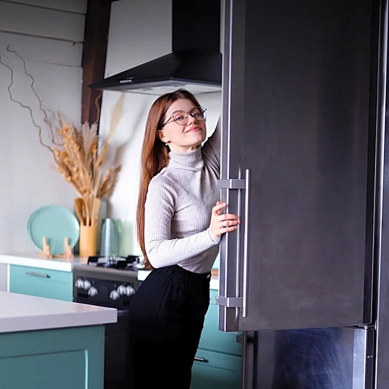 Erin Napier Balances Homeschooling and Filming Amidst Busy HGTV Schedule