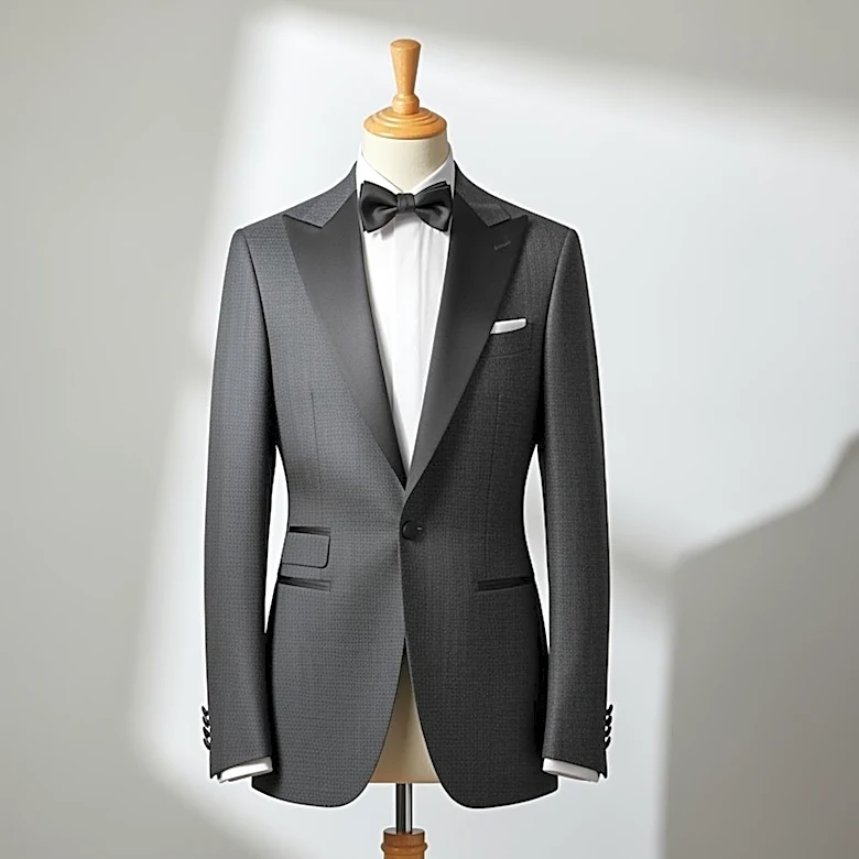 Katie Holmes Modernizes Menswear with Custom GapStudio Tuxedo