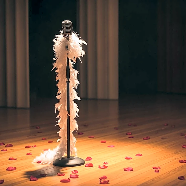 Broadway's 'Beaches' Musical Debuts with Sentimental Appeal