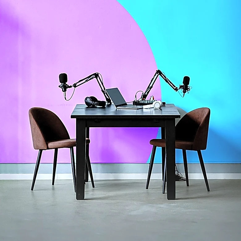 Good Noticings Podcast Embraces Positivity in Media Landscape