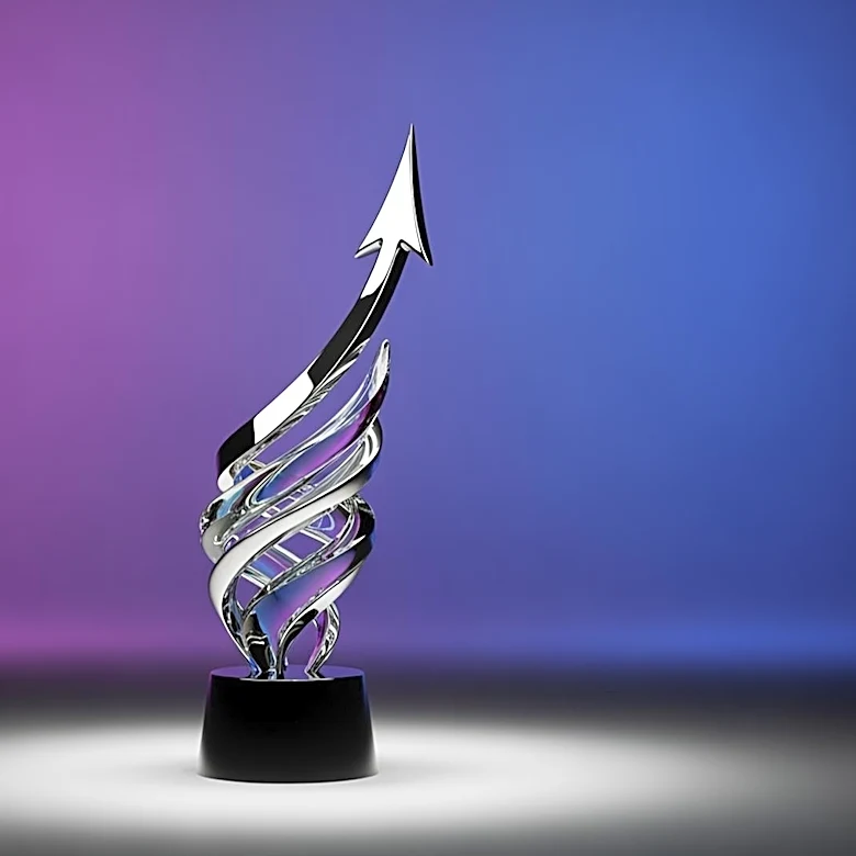 Lola Indigo Honored with Evolution Award at Billboard Latin Women in Music