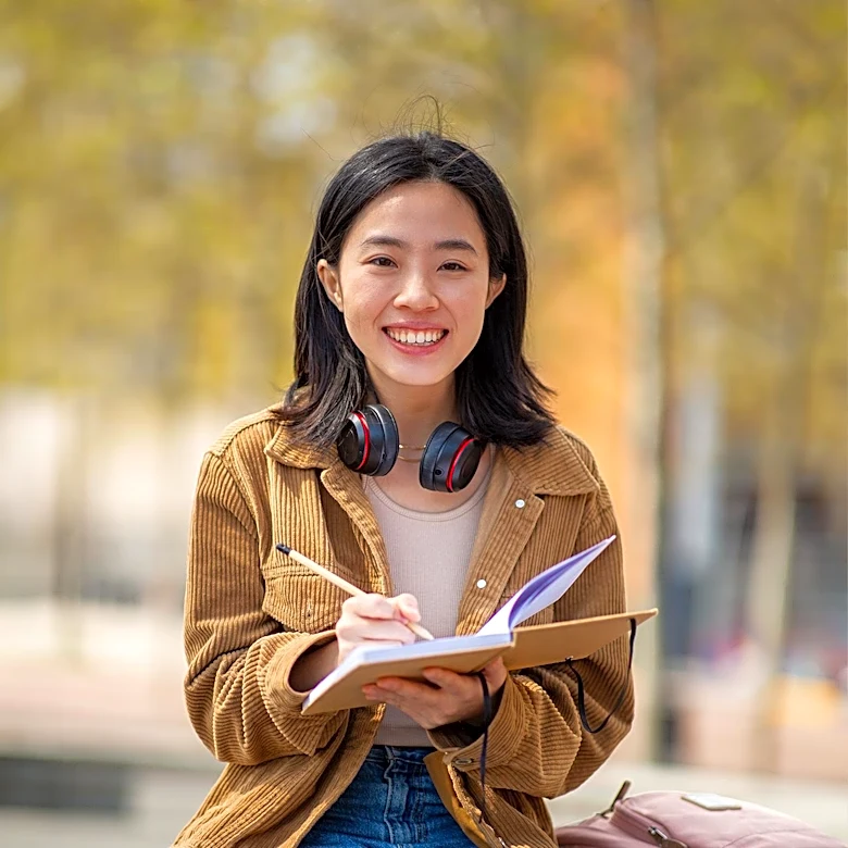 American Student's Study Abroad Experience in China Shapes Career in International Education